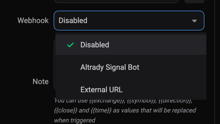 De uitgeklapte Webhook-dropdown op een alert, met de opties Disabled, Altrady Signal Bot en External URL, met daaronder het veld Notitie en de hint over de placeholders